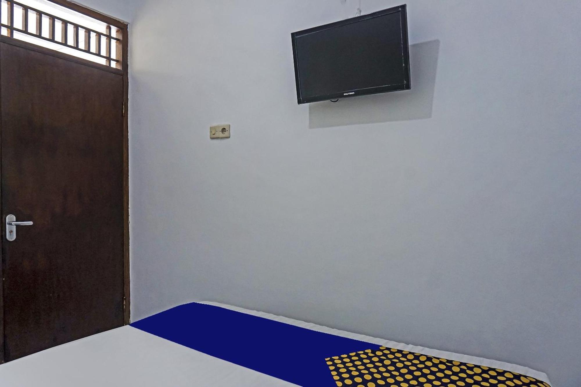 Oyo 90928 Wisma Asri Putra Syariah Bogor Dış mekan fotoğraf